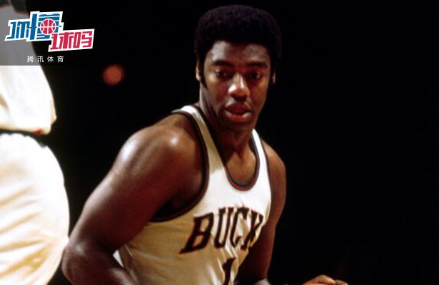 一度沒人相信「大三元製造機」能復活 金塊卻讓衛少重返巔峰.