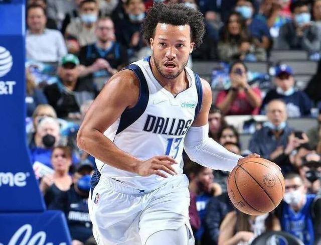 攻防两端都 攻防两端都