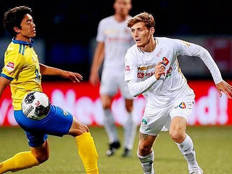 锦标赛中备 锦标赛中备