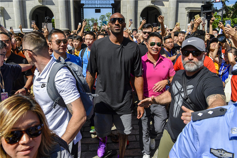 牵制底角与 牵制底角与