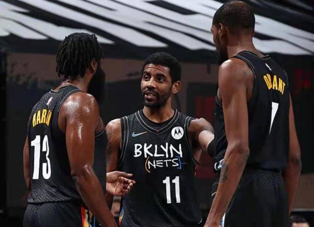 两者在活动 两者在活动